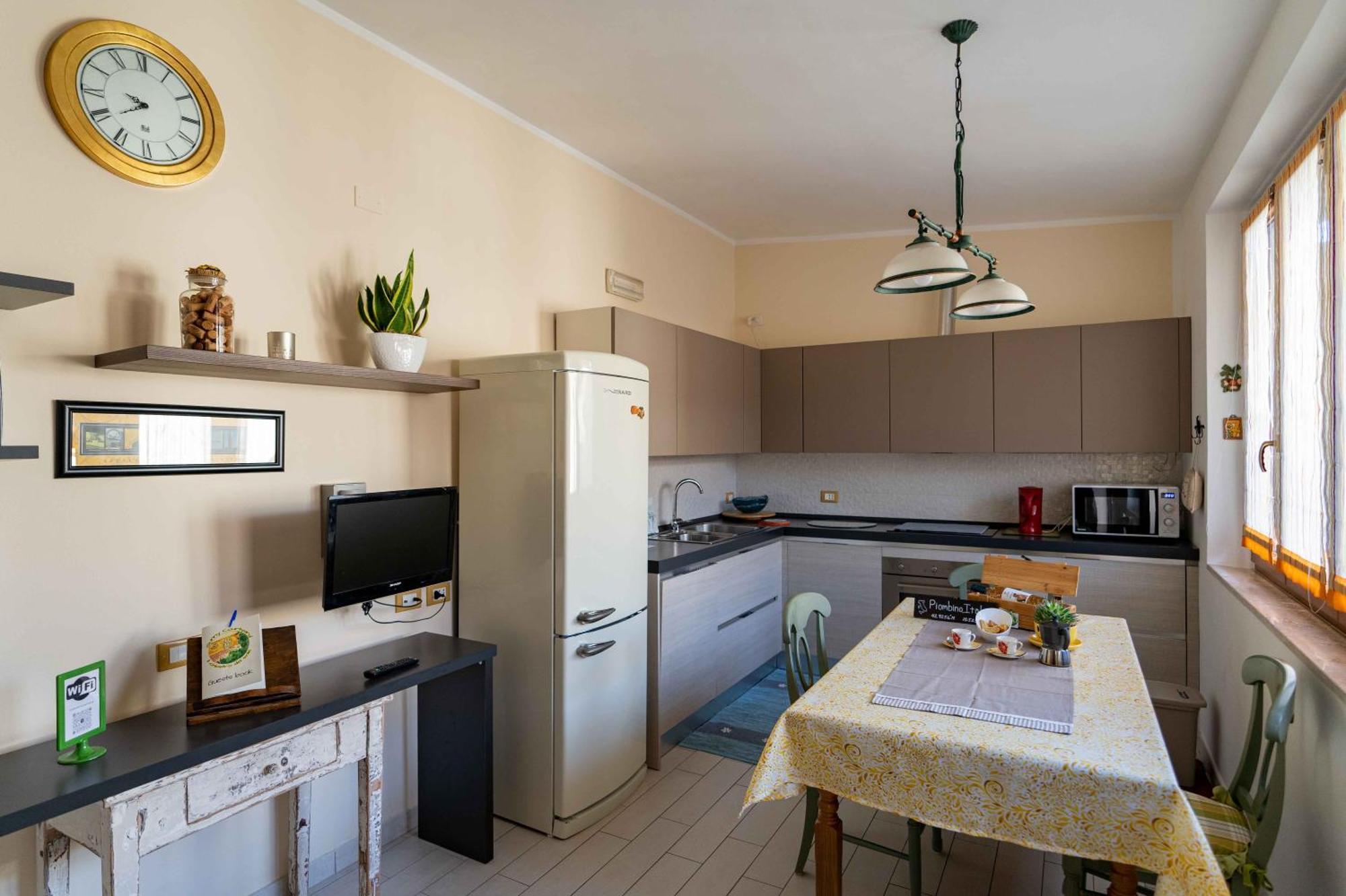 Appartamento Sunny Courtyard Piombino Esterno foto